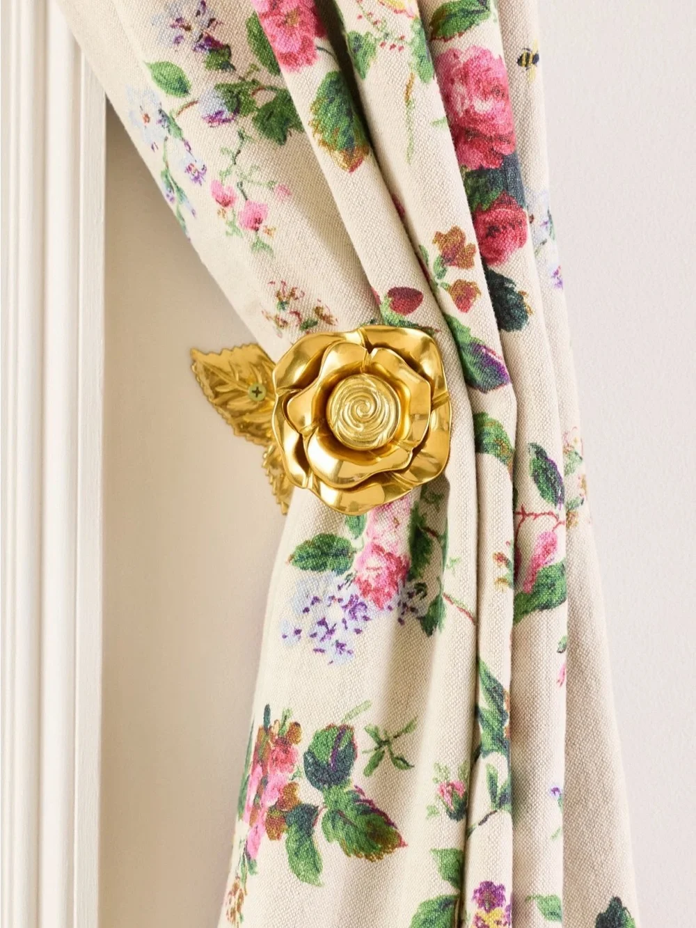 NIB| Brass Rose Tieback